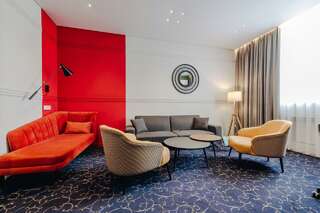 Гостиница Байкал Плаза Улан-Удэ Номер люкс с 1 двуспальной кроватью-3